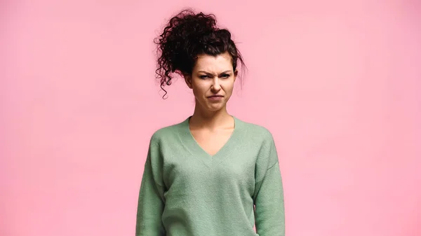 Displeased Woman Frowning While Looking Camera Isolated Pink — Stock Photo, Image