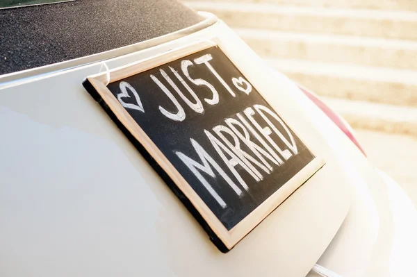 Gerade verheiratet — Stockfoto