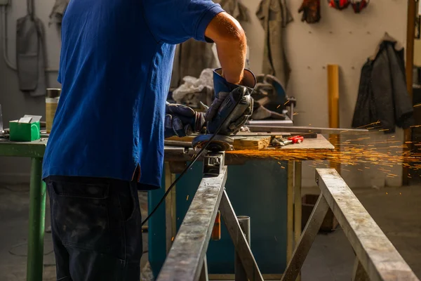 Wheel grinding — Stock Photo, Image