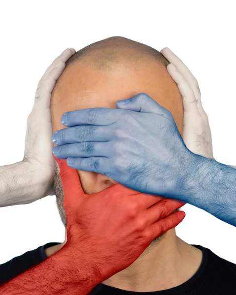 A cabeça de um homem com palmas coloridas. Censura estatal em Rússia — Fotografia de Stock