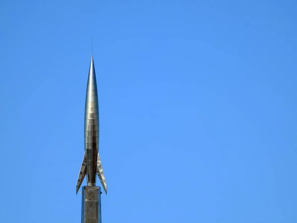 MOSKAU, RUSSLAND - 20. SEP 2018. Das Denkmal für die Eroberer des Weltraums — Stockfoto