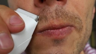 Traş Favorileri Elektrikli Tıraş Edici