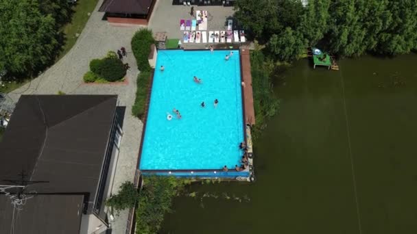 First View People Sunbathing Sun Loungers Swimming Public City Pool — 비디오