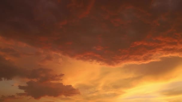 Κόκκινο Πορτοκαλί Ηλιοβασίλεμα Ουρανό Σύννεφο Κόκκινο Συννεφιασμόακρωτήριο Χρονική Υστέρηση Φόντο — Αρχείο Βίντεο