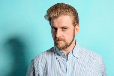 memnun rockabilly adam vintage ellili tarzı