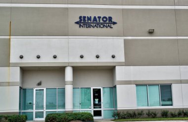 Houston, Teksas ABD 03-29-2020: Senatör Uluslararası Ofis Binası Houston, TX. Lojistik ve nakliye şirketi 1984 yılında Almanya 'da kuruldu..
