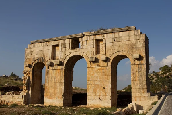 Antiguo arco de piedra en Lycia —  Fotos de Stock