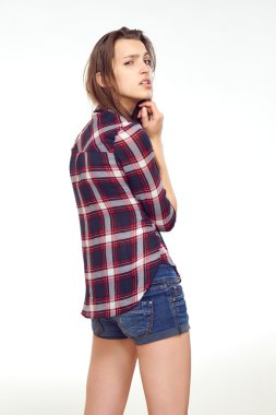 şirin ret esmer kız