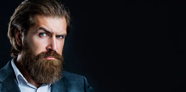 Portrait of handsome bearded man in suit. Male beard and mustache. Sexy male, brutal macho, hipster. Elegant handsome man in suit. Handsome bearded businessman — Stock Photo, Image