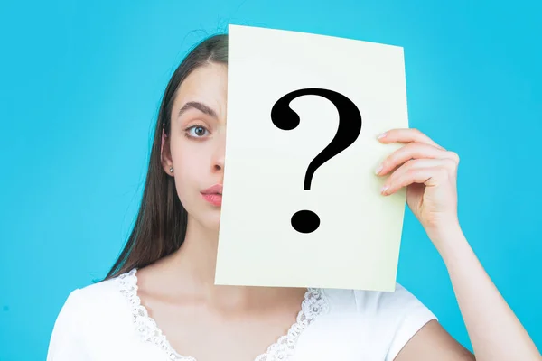 Unknown woman holding question mark. Girl holding paper question mark. Anonymous, woman question, incognita. Anonymous woman. Female incognita.Girl question, anonymous, incognita — Stock Photo, Image