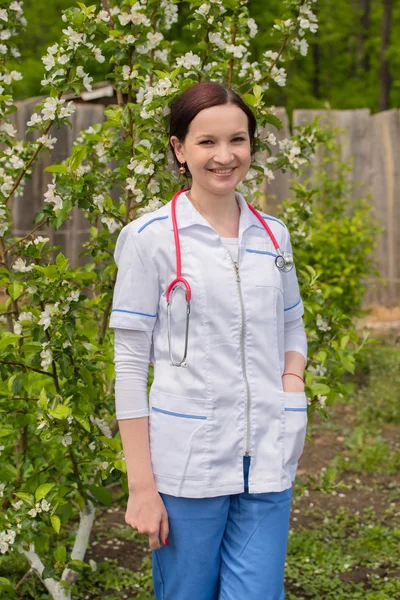 A young female specialist vet — Stock Photo, Image