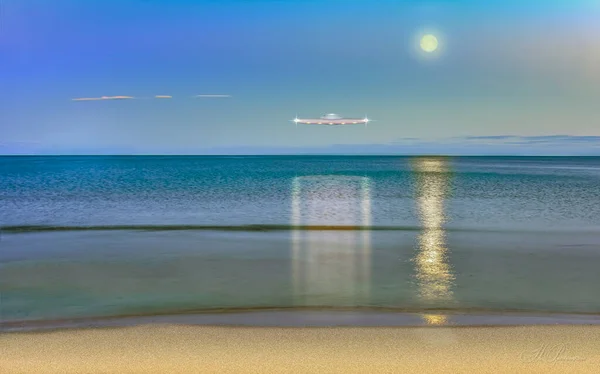 Morze Japońskie Wieczorny Krajobraz Księżycem Widokiem Wyspę Chichaczew Primorsky Krai — Zdjęcie stockowe
