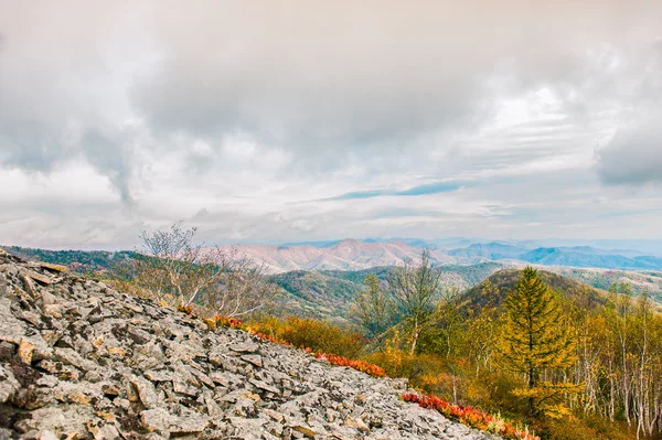 Herbstliche Berglandschaft — Stockfoto