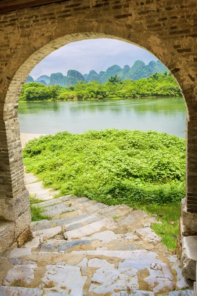 Gate Yulong River — Stock Photo, Image