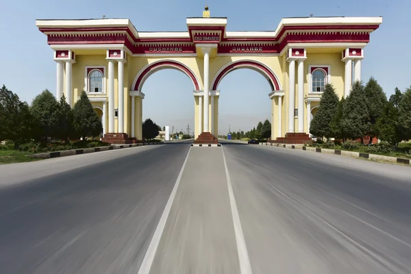 Puerta en Dushanbe — Foto de Stock