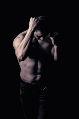 Studio atletik erkek