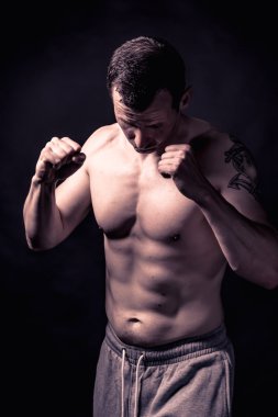 Studio atletik erkek