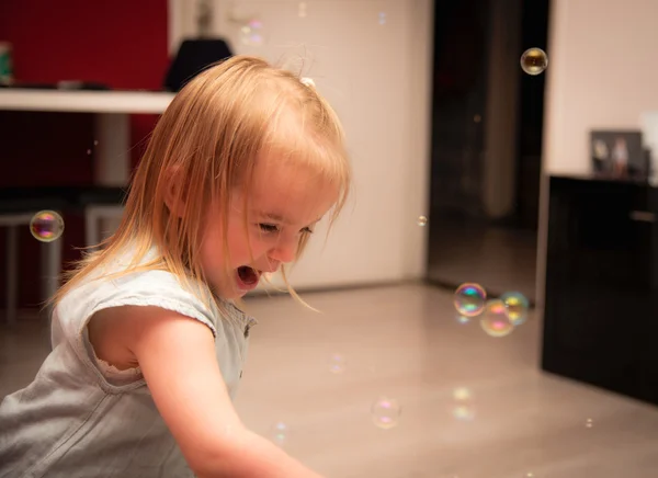 Пузыри в доме — стоковое фото