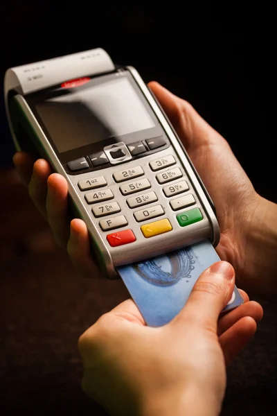 POS e cartões de crédito — Fotografia de Stock