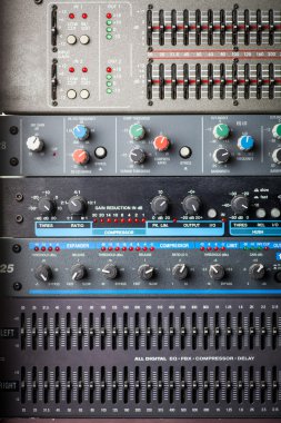 Ses Studio düğmeleri