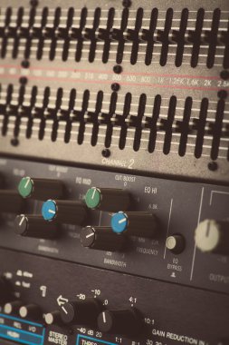 Ses Studio düğmeleri