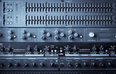 Ses Studio düğmeleri