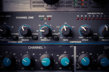 Ses Studio düğmeleri