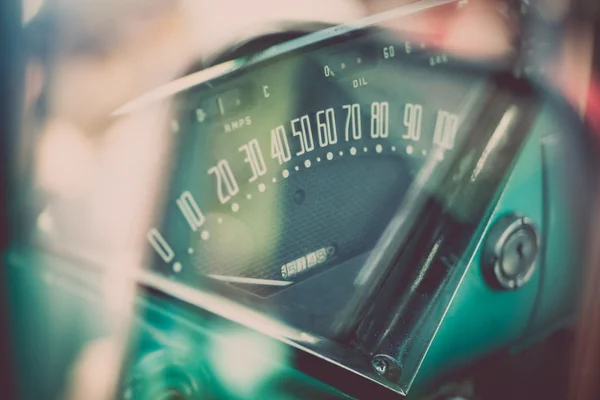 Retro car dashboard — Stock Photo, Image