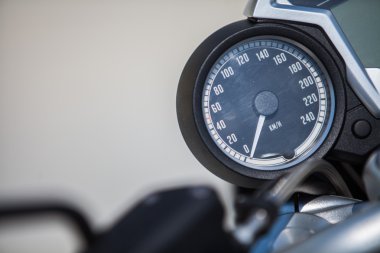 Motosiklet hız göstergesi detay