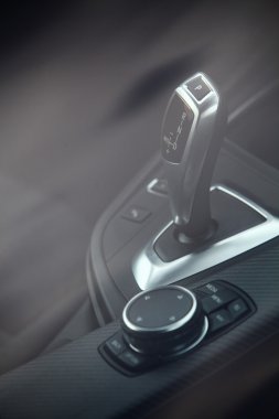 Araba vites kolu
