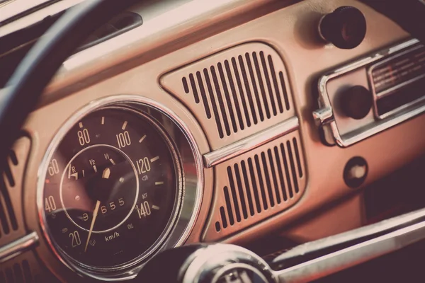 Painel de controle do carro retro — Fotografia de Stock