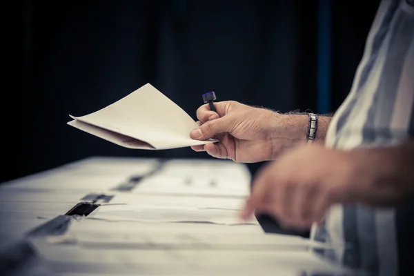 Dettaglio della mano di voto — Foto Stock