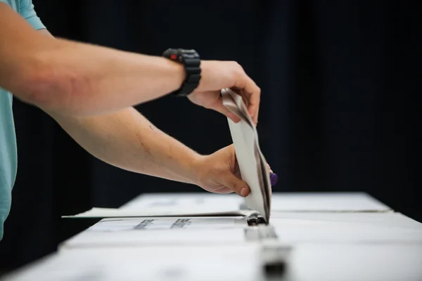 Dettaglio della mano di voto — Foto Stock