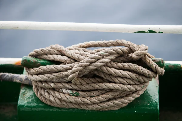 Rope on a boat — Stock Photo, Image