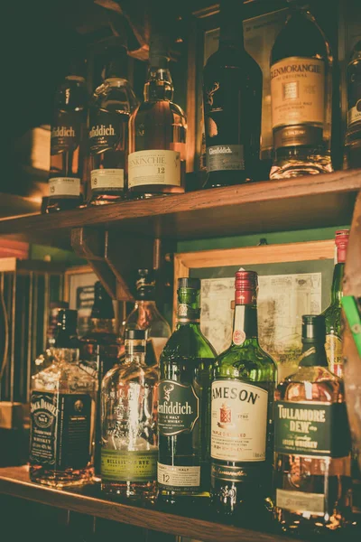 Bukarest Rumänien Juli 2020 Illustrativ Redaktionell Bild Olika Whiskyflaskor Som — Stockfoto