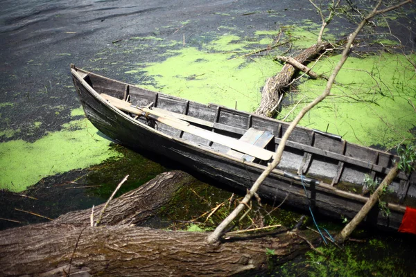 Holzboot — Stockfoto