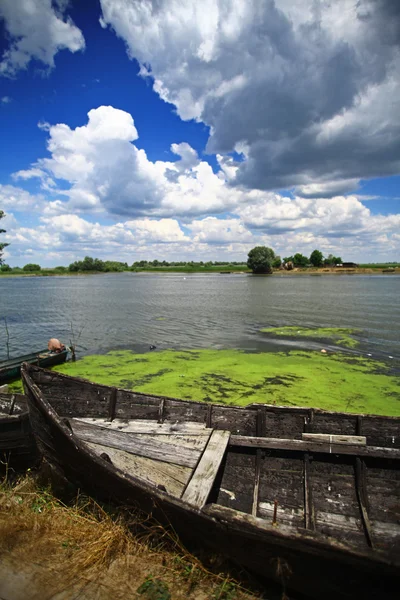 Dřevěná loď — Stock fotografie