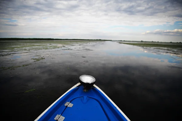 Holzboot — Stockfoto