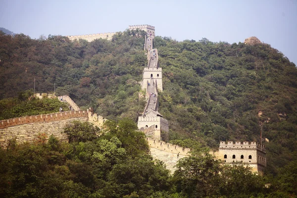 Den kinesiska muren vid mutianyu. — Stockfoto