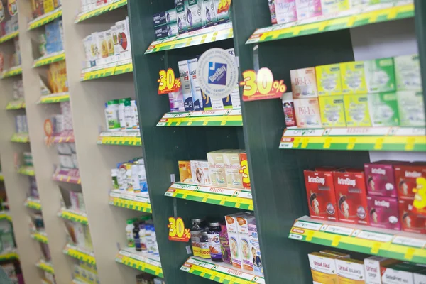 Medicina in una farmacia — Foto Stock