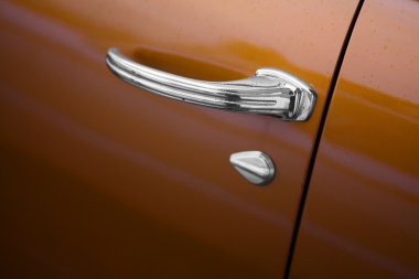 Eski model araba kapı kolu