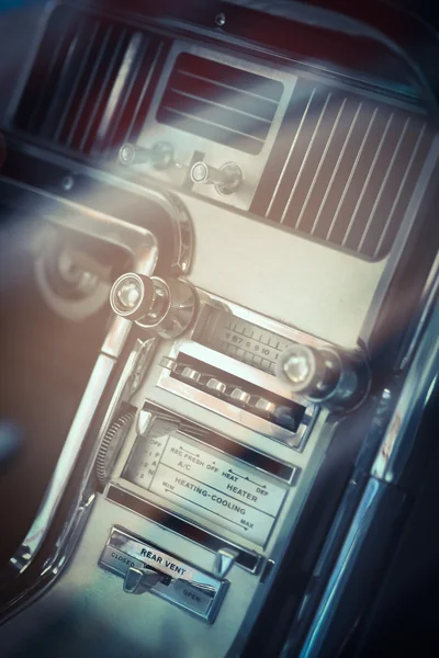 Vintage car dashboard — Stock Photo, Image