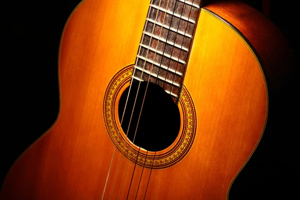 Detalhe da guitarra acústica — Fotografia de Stock