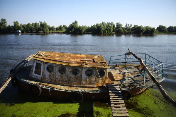 Rusty ship — Stock Photo, Image