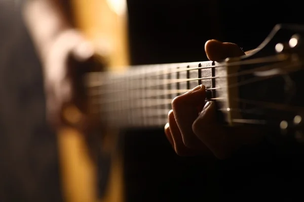 Akustisk gitarrdetalj — Stockfoto