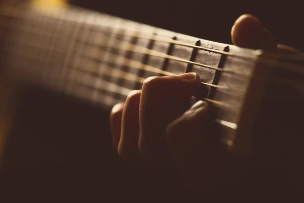 Akustisk gitarrdetalj — Stockfoto
