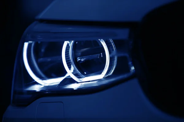 Auto led koplamp — Stockfoto