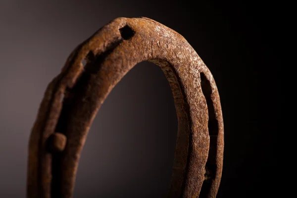 Rusty horse shoe — Stock Photo, Image