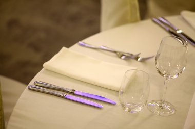 Restoranda bir masa.