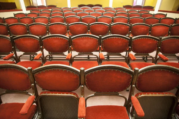 Filas de asientos en un teatro — Foto de Stock